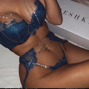 Lingerie blue